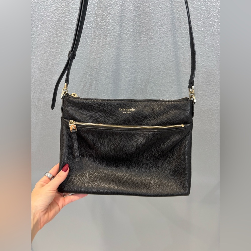 Kate Spade Elegant Black Crossbody Bag